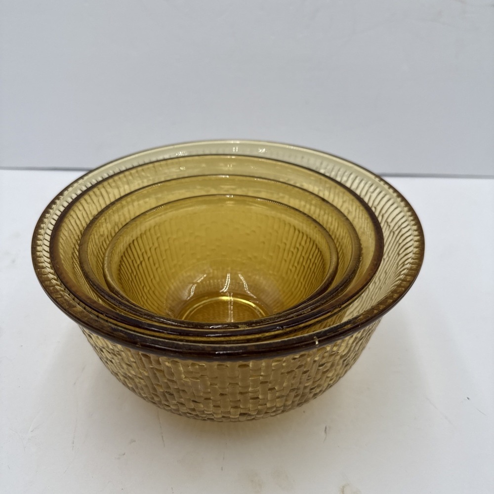 Vtg (4) MCM Indiana Glass Amber Tree Bark Pattern Mixing Serving Nesting bowls